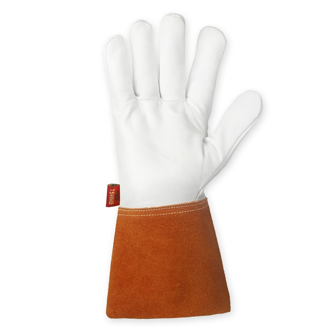 Close-up of the soft, durable goatskin leather of GIG-2522 gloves